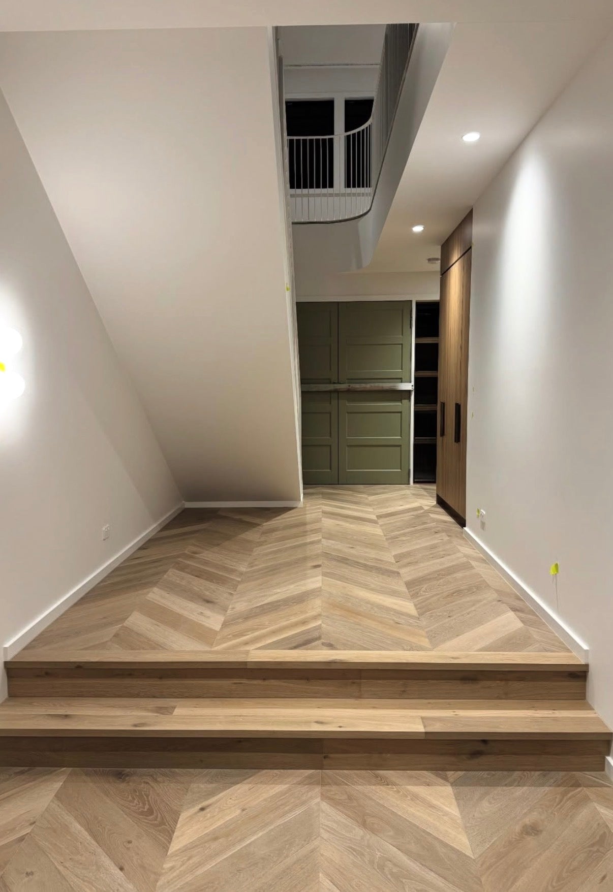 Chevron French Herringbone Oak Flooring – Pre-Oiled & Ready to Install