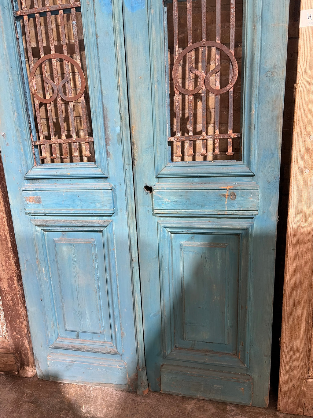 Antique Wooden Door – Historic Solid Entrance, 113x248cm