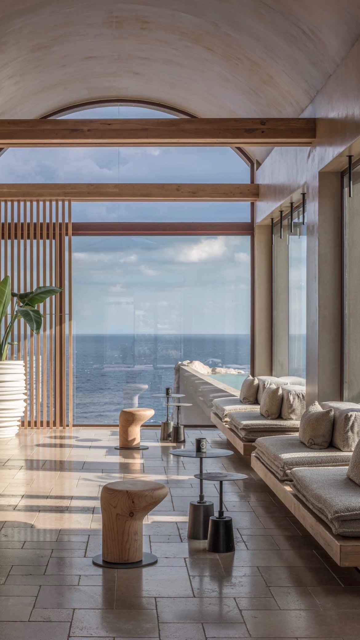 Beige Limestone Flooring – Roman Pattern, Natural Stone Tiles