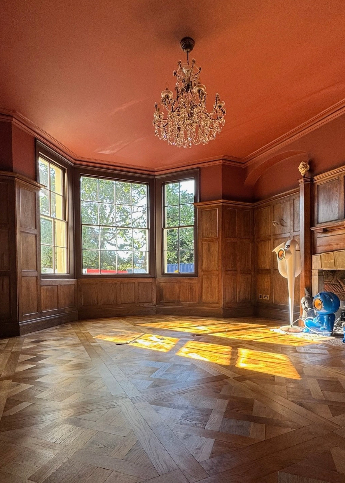 Versailles Oak Flooring – Pre-Oiled Engineered Panels, Ready to Install