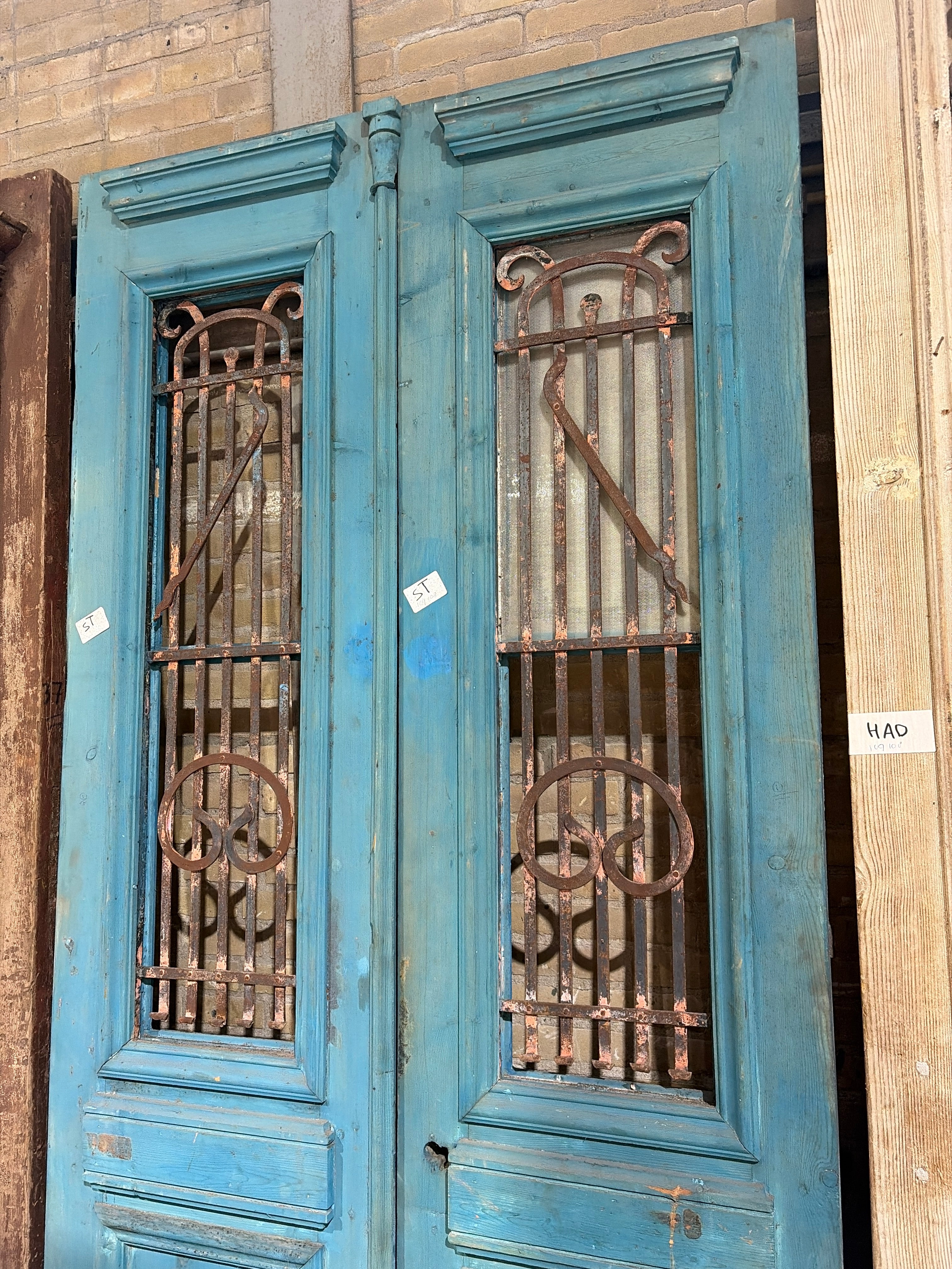 Antique Wooden Door – Historic Solid Entrance, 113x248cm