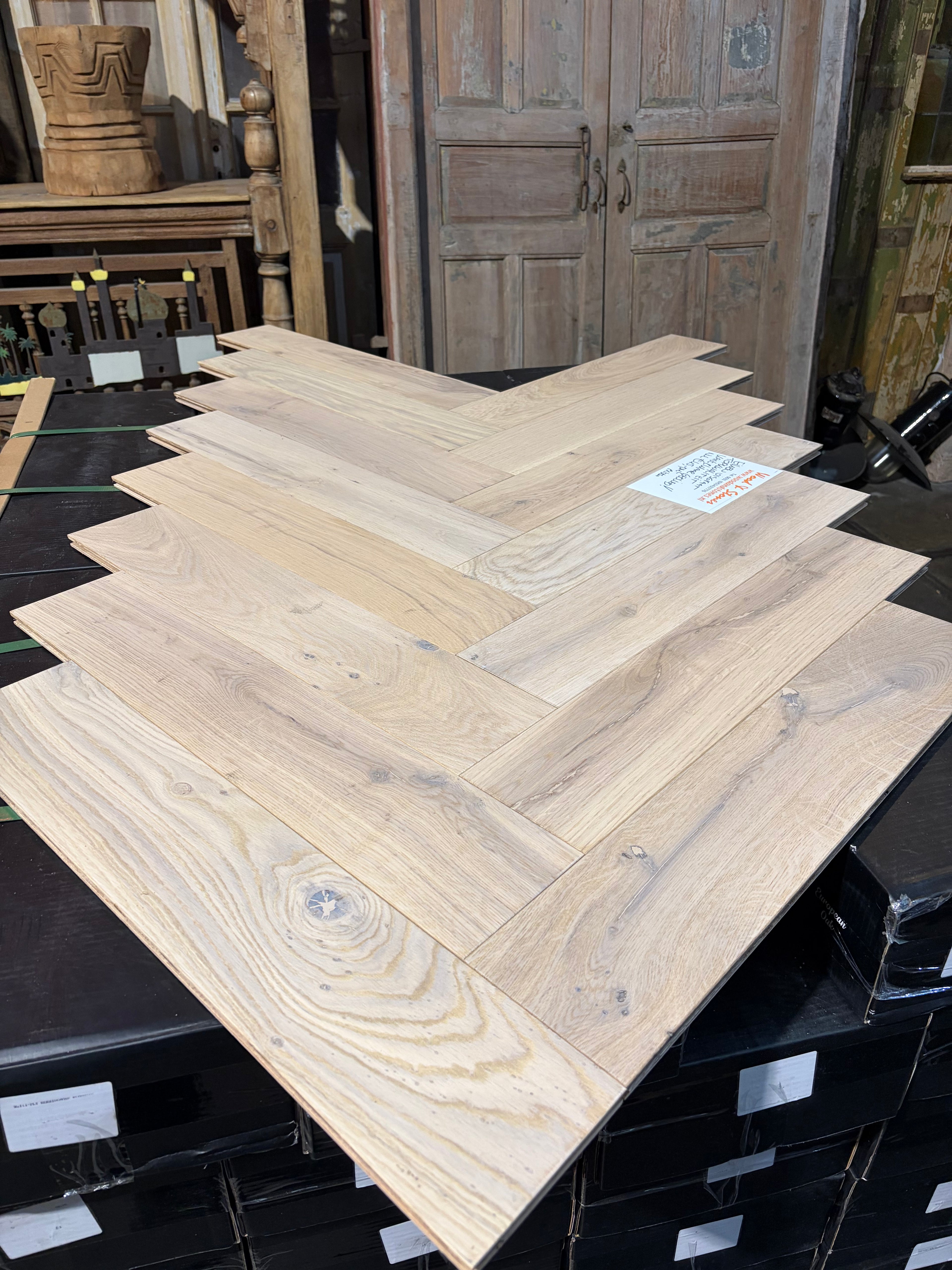 White Oiled Oak Herringbone Flooring – Ready-to-Install, Suitable for Underfloor Heating